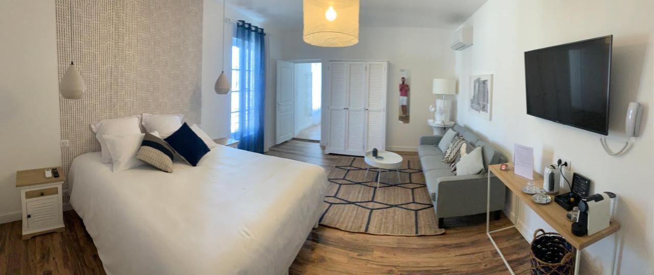 Hôtel O’Banel Gallargues-le-Montueux Buitenkant foto